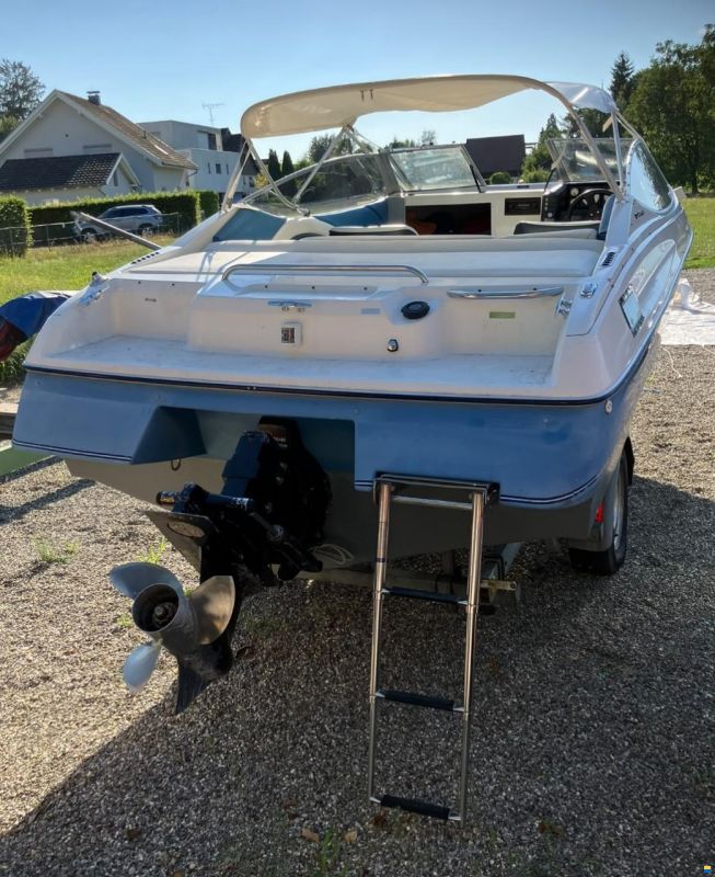 Bayliner Capri