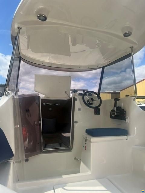 DarekCo Texas 540 Pilothouse