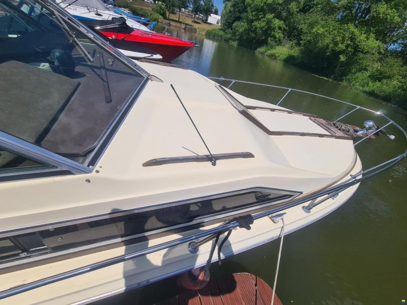 Sea Ray SRV 245 Sundancer