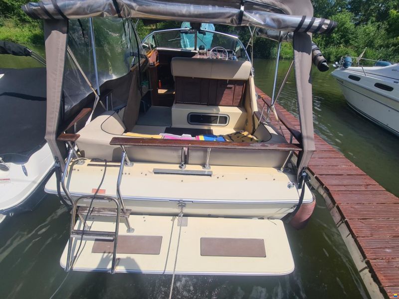 Sea Ray SRV 245 Sundancer