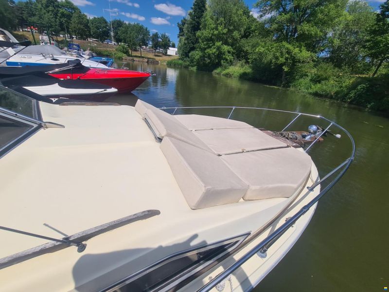 Sea Ray SRV 245 Sundancer