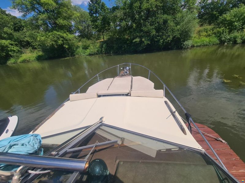 Sea Ray SRV 245 Sundancer