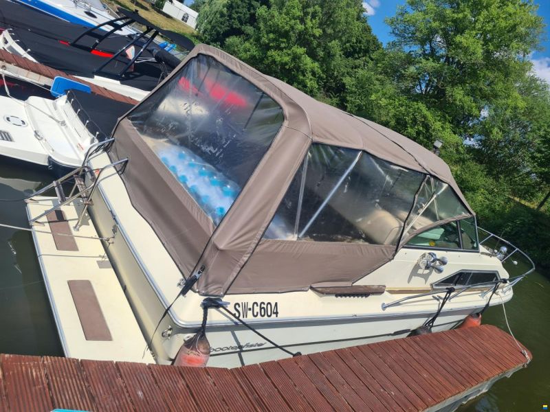 Sea Ray SRV 245 Sundancer