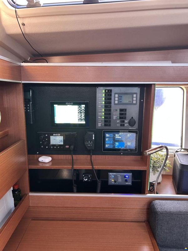 Hanse 445