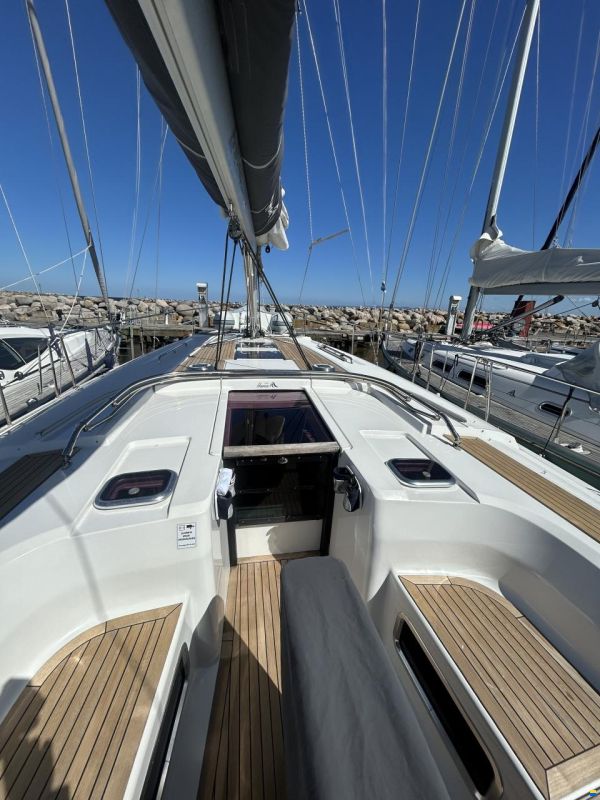 Hanse 445