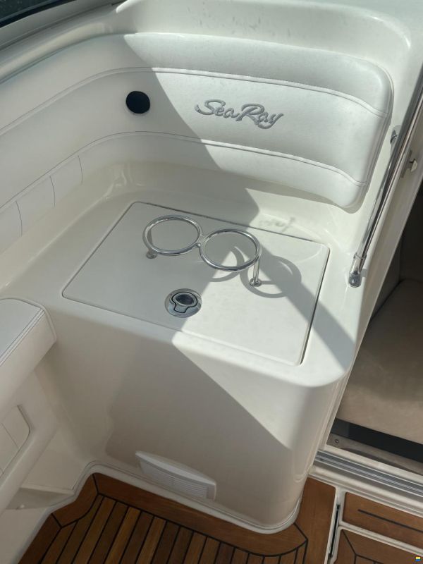 Sea Ray 240 Sun Sport