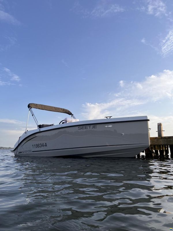 SilverYacht Silver 555