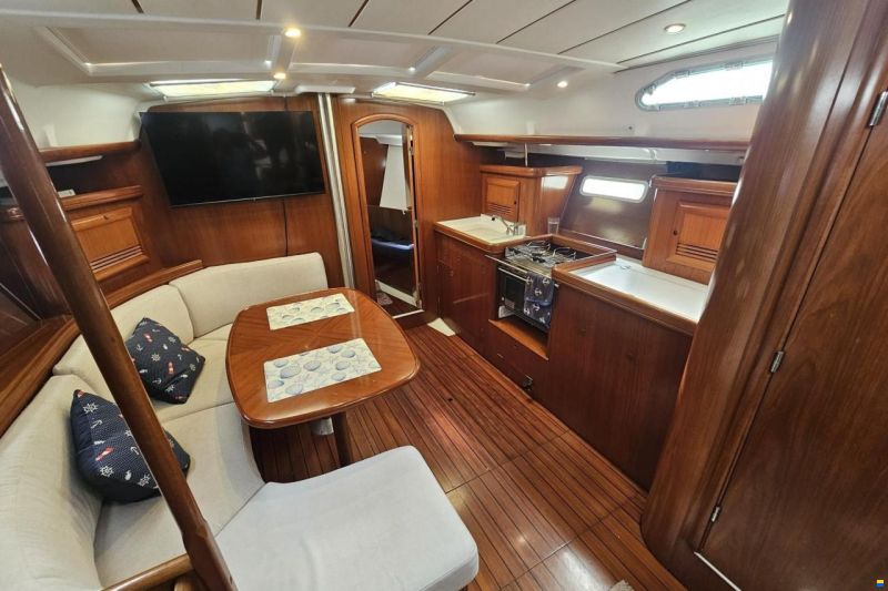 Beneteau Oceanis Clipper 393