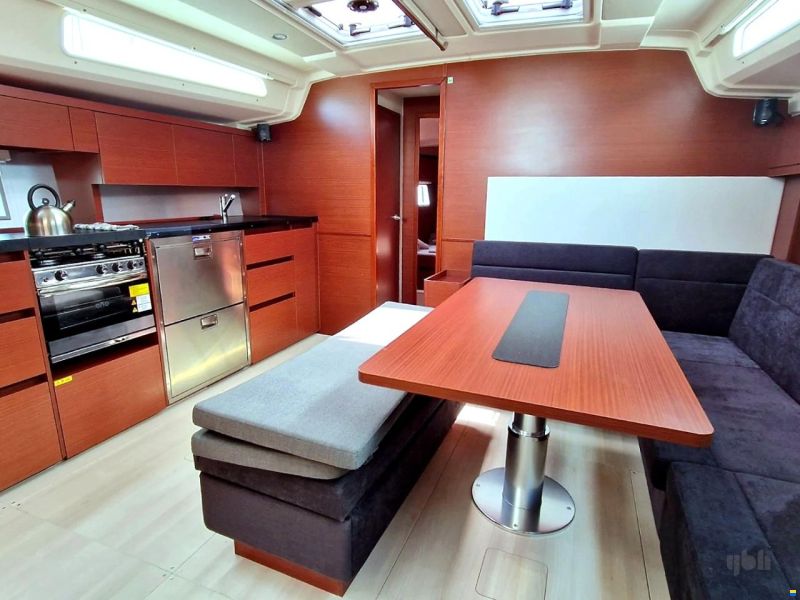 Hanse 508
