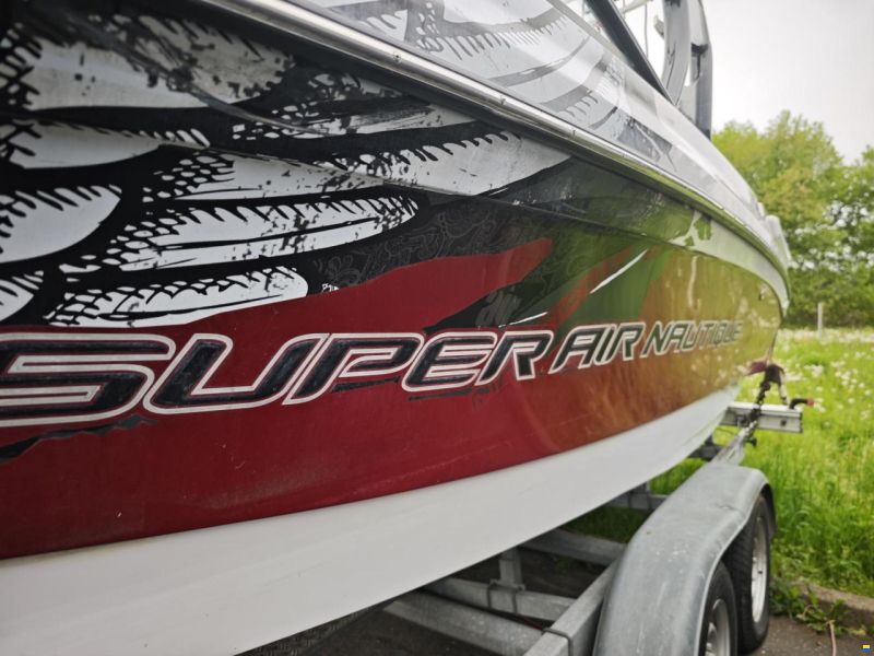 Correct Craft Air Nautique 210 Team Edition