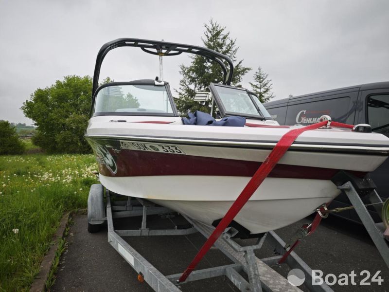Correct Craft Air Nautique 210 Team Edition