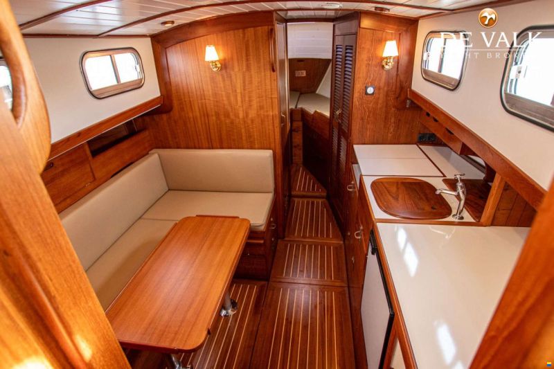 Fairways Marine Fisher 30 Pilothouse