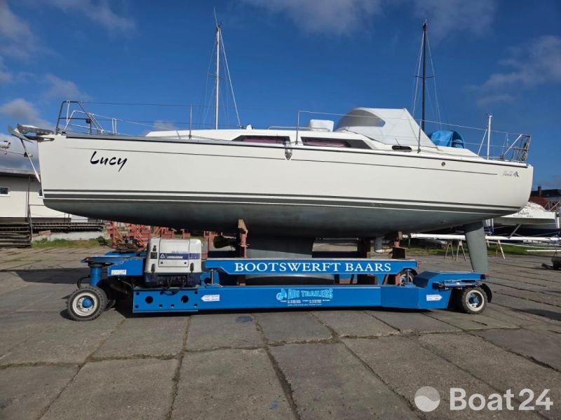 Hanse 325