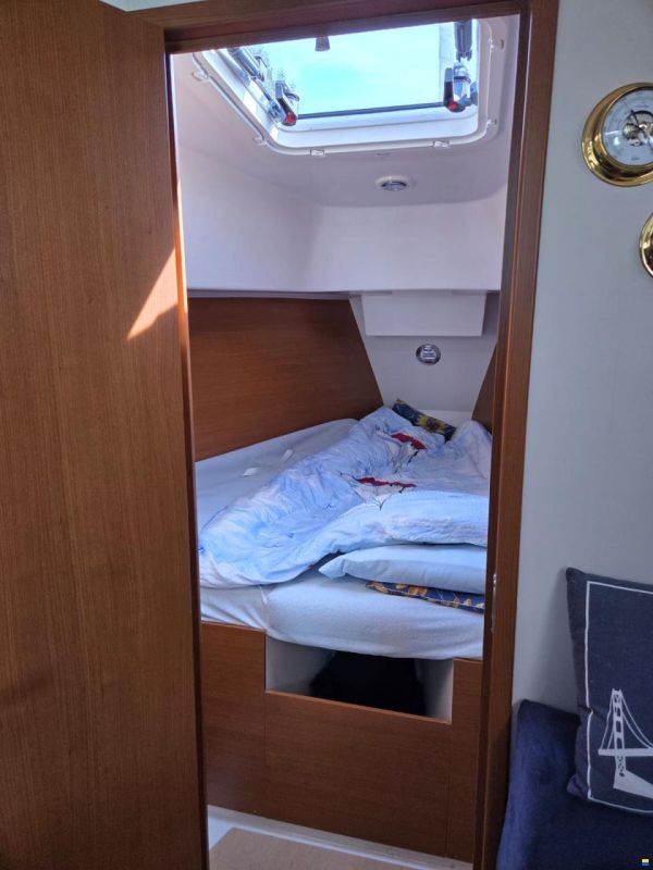 Hanse 325