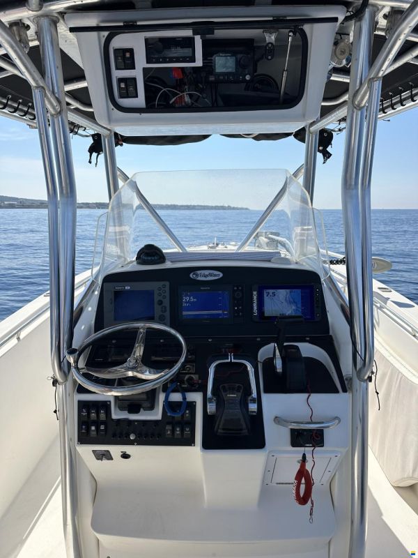 EdgeWater 265 CC