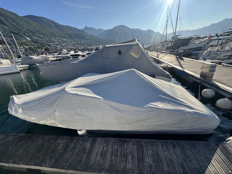 Four Winns 235 Sundowner