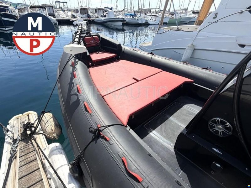 Master Yacht Fishing 775