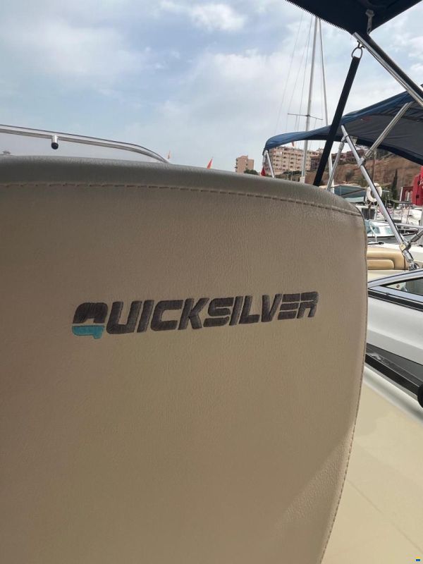 Quicksilver 805 Open