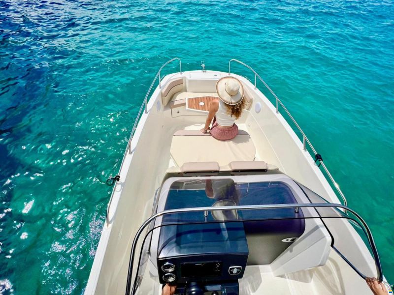 Quicksilver 805 Open