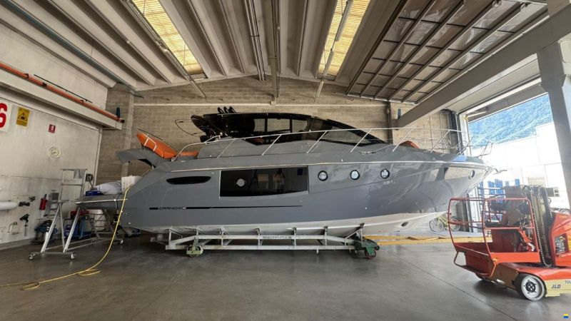 Cranchi M44 HT