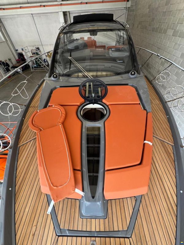 Cranchi M44 HT