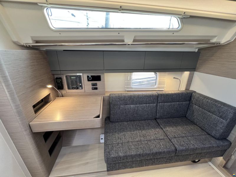 Hanse 388