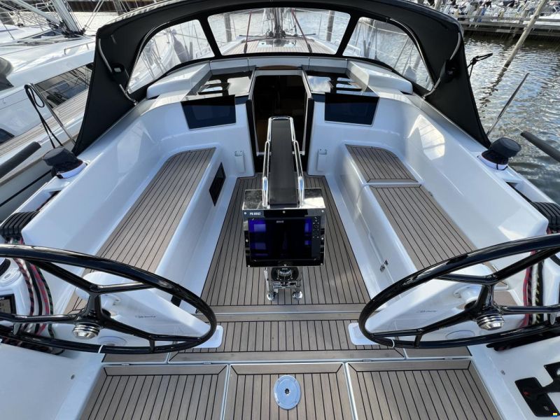 Hanse 388
