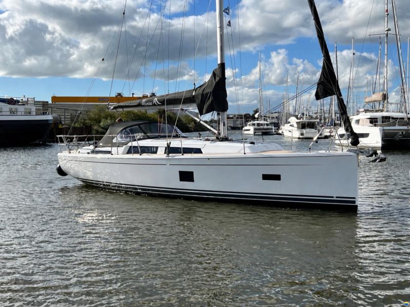 Hanse 388