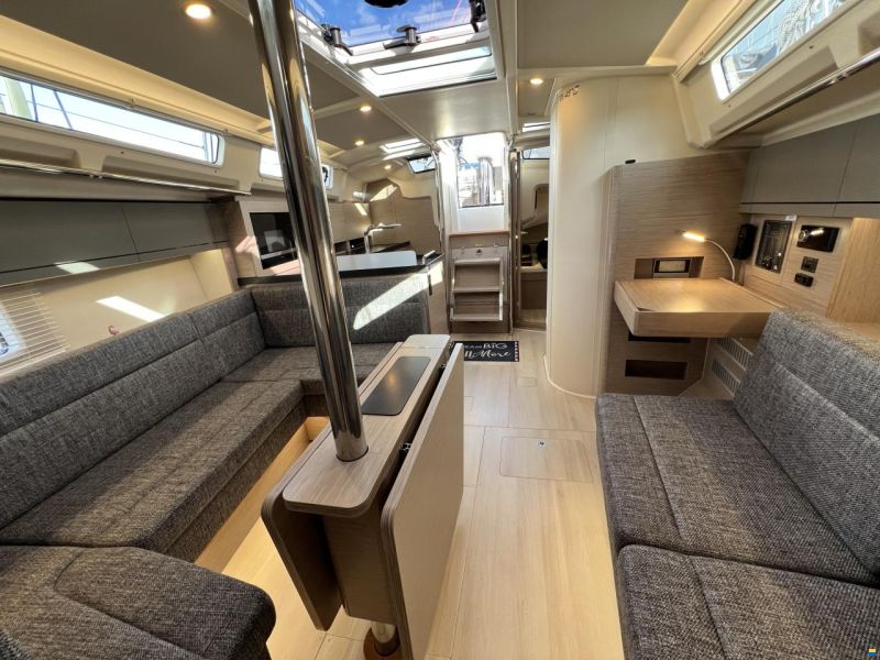 Hanse 388