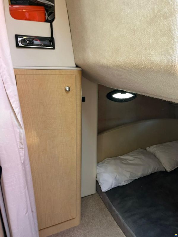Bayliner 3055