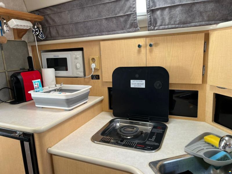 Bayliner 3055