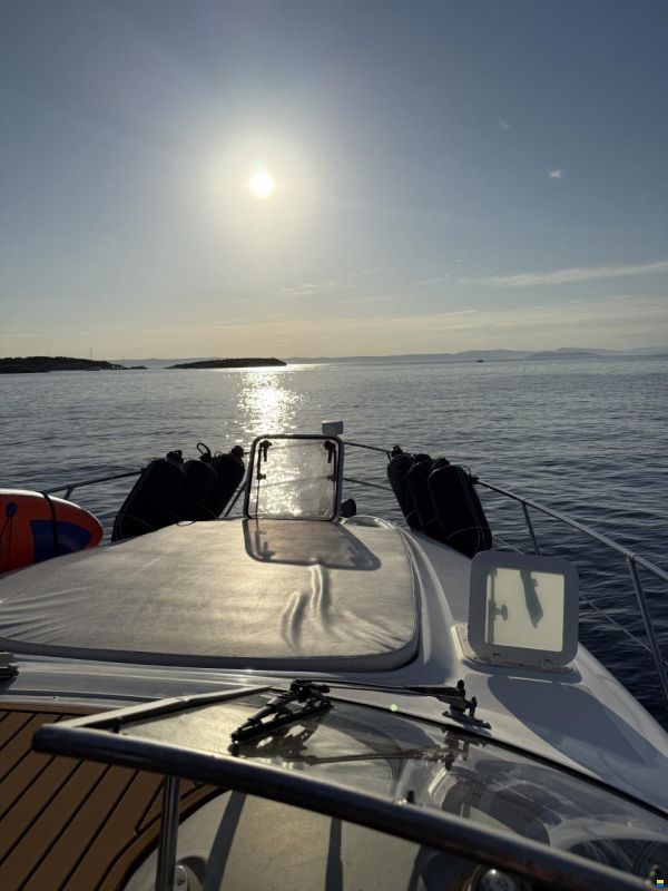 Bayliner 3055