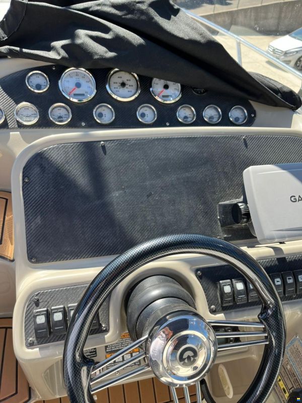 Bayliner 3055