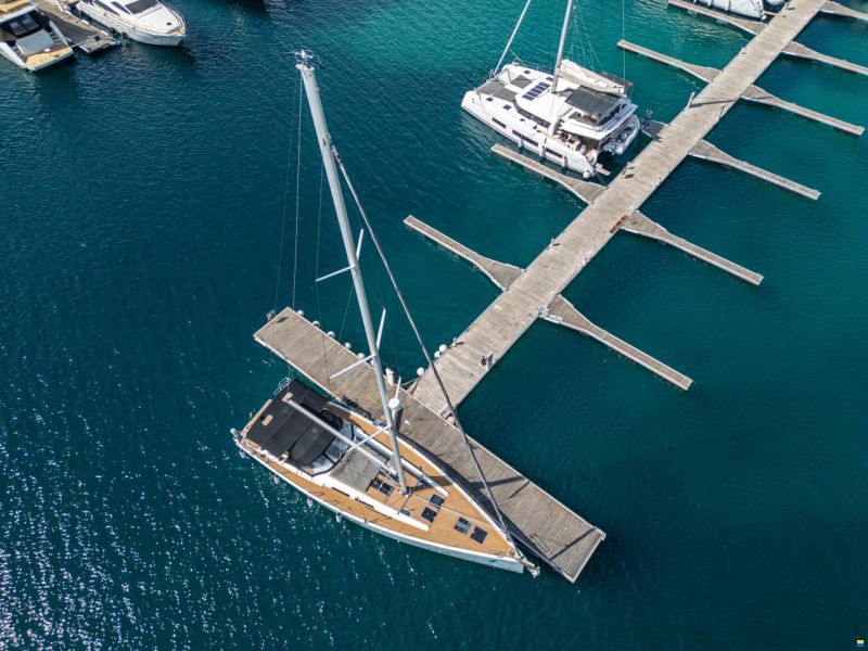 Hanse 575