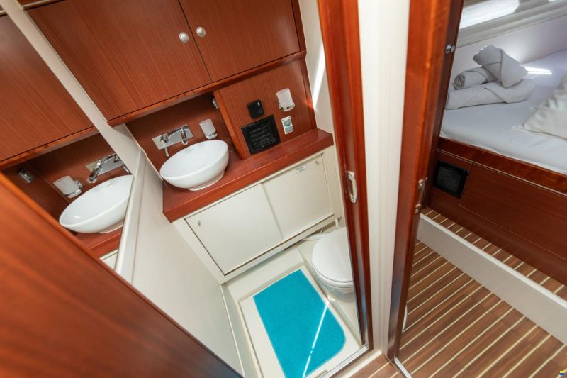 Hanse 575