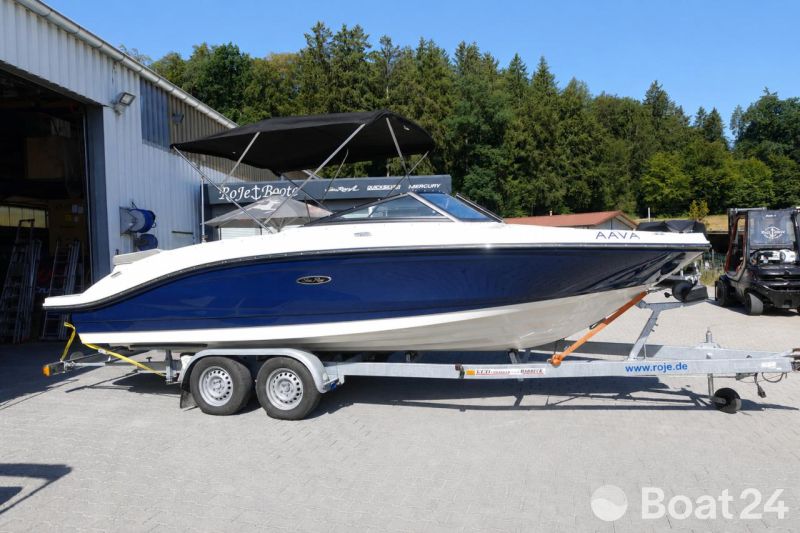 Sea Ray SPXE 210 & Trailer (1. Hand)