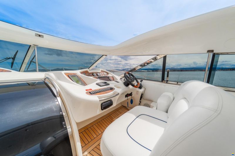 Sunseeker Predator 60