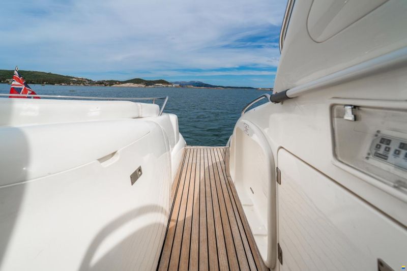 Sunseeker Predator 60