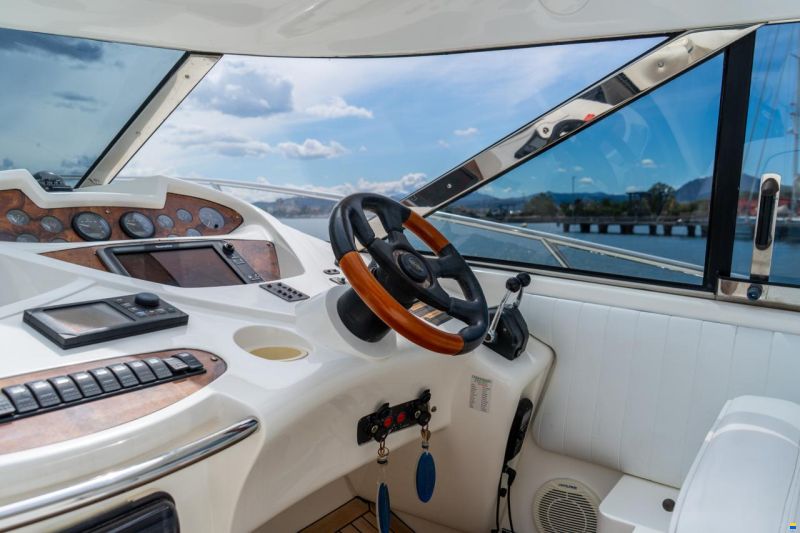 Sunseeker Predator 60