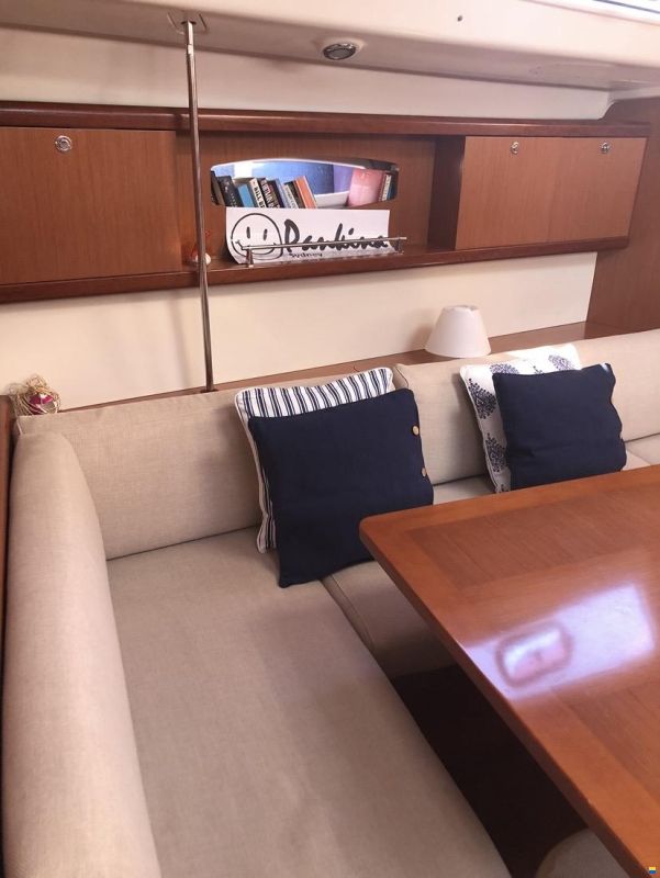 Beneteau Oceanis 43