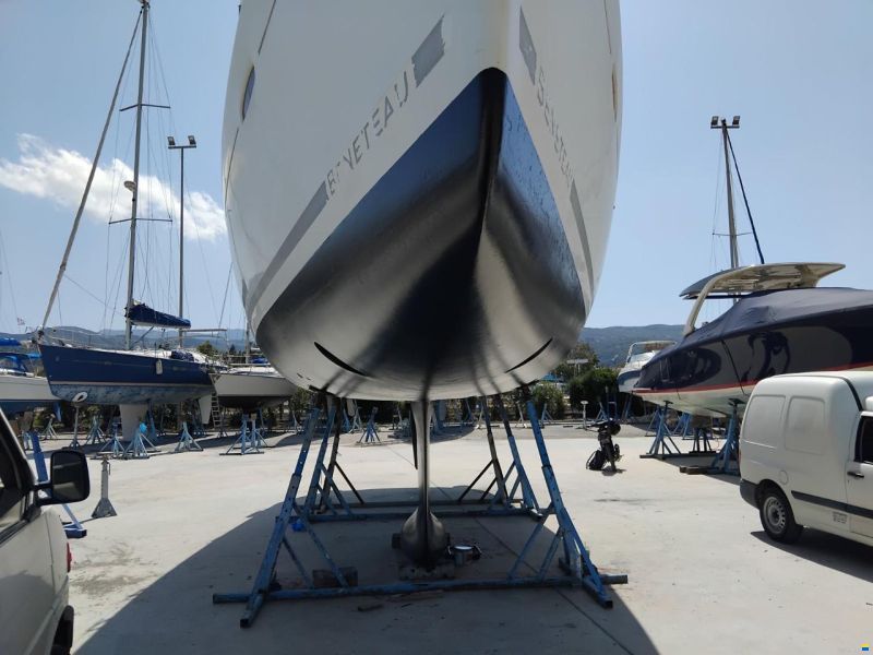 Beneteau Oceanis 43