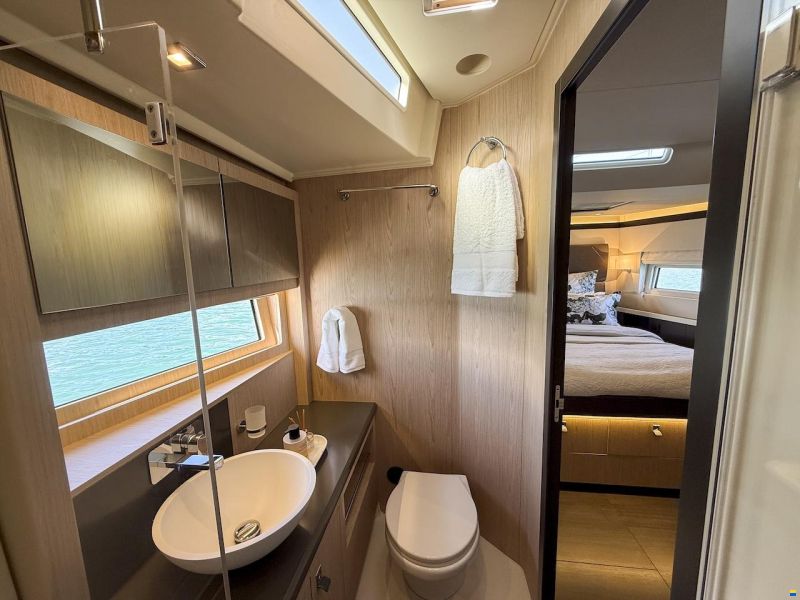 Beneteau OCEANIS YACHT 62