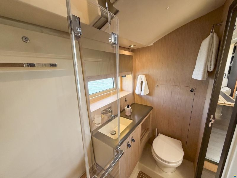 Beneteau OCEANIS YACHT 62