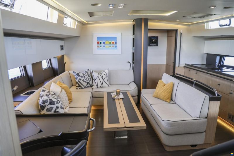 Beneteau OCEANIS YACHT 62