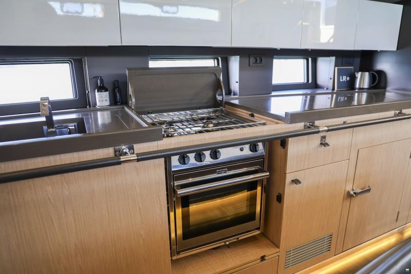Beneteau OCEANIS YACHT 62