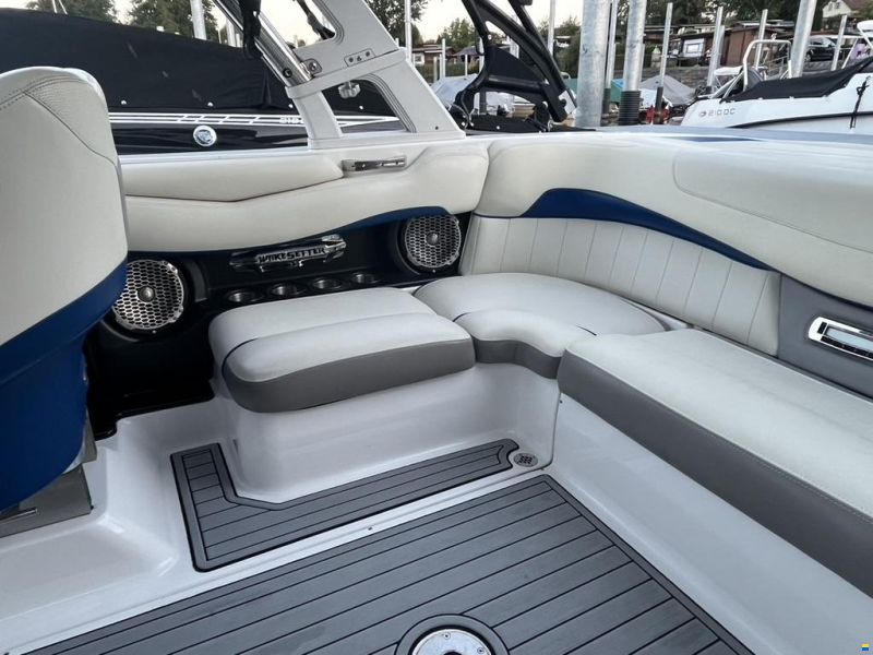 Malibu Wakesetter 22MXZ
