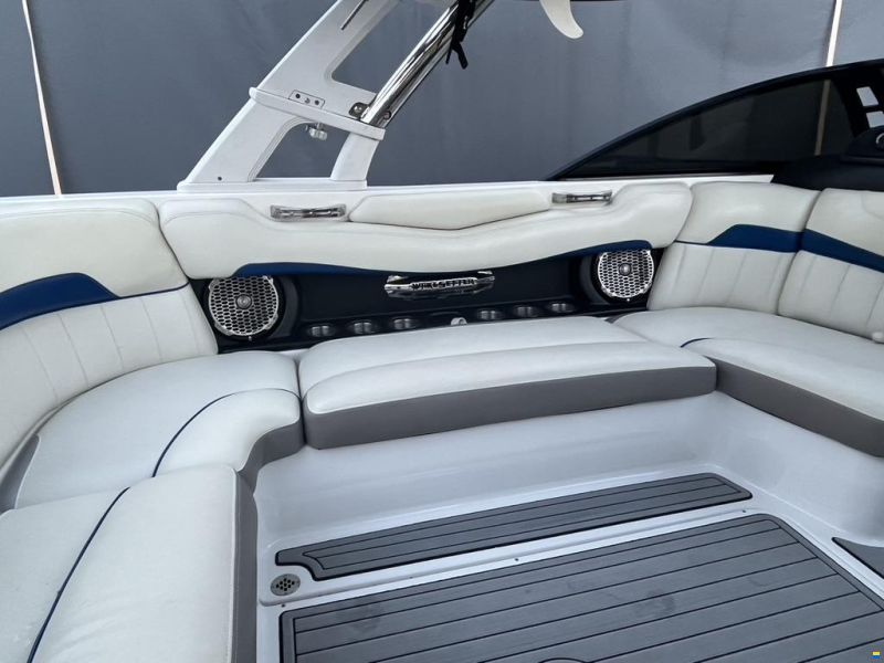 Malibu Wakesetter 22MXZ