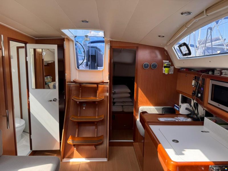 Beneteau Oceanis 40