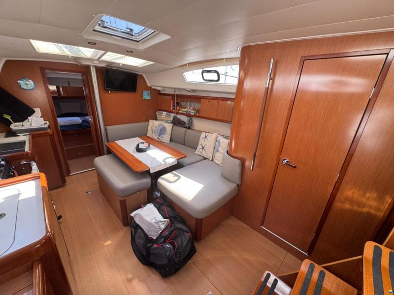 Beneteau Oceanis 40