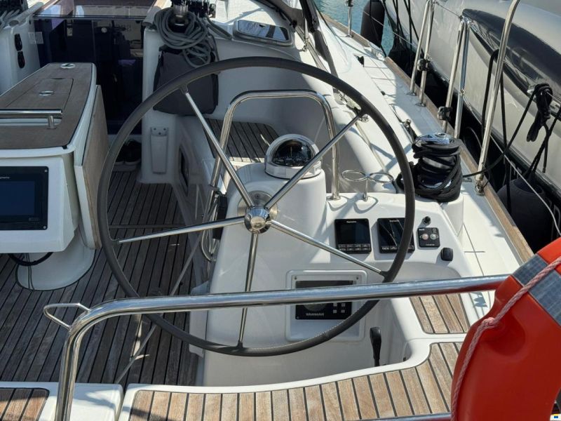 Beneteau Oceanis 40